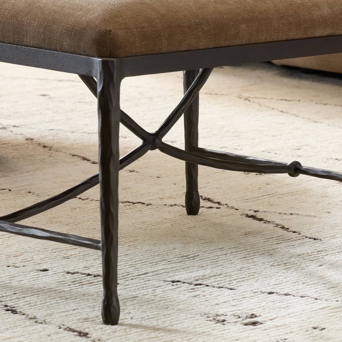 Tabouret d'appoint Four Hands Jade en champignon Altair