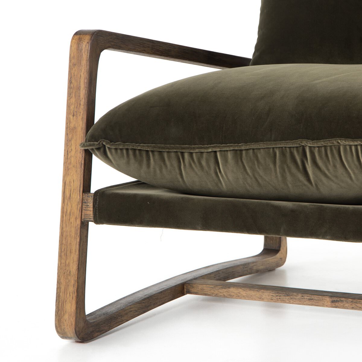 Chaise Four Hands Ace en Surrey Olive
