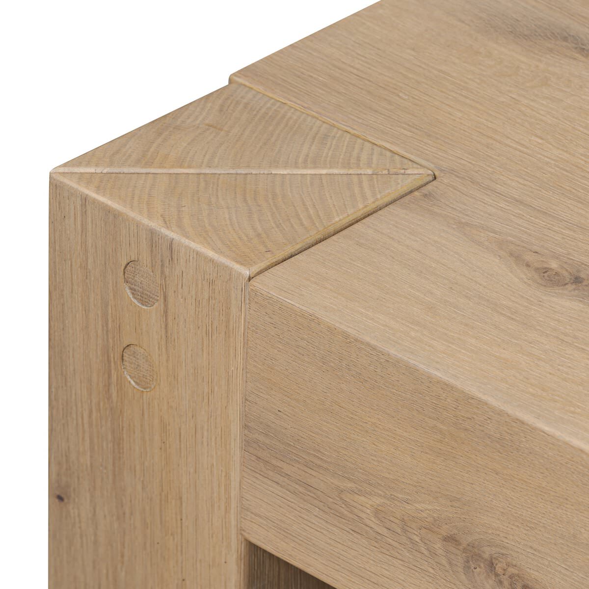Table basse Four Hands Emmer en chêne fumé vieilli