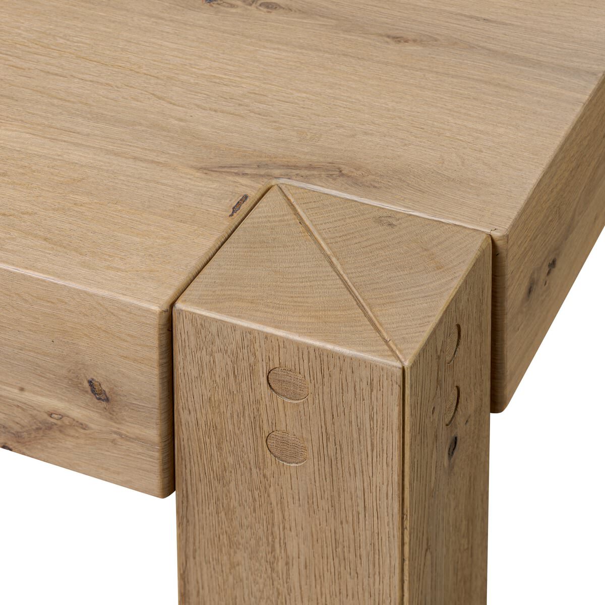 Table basse Four Hands Emmer en chêne fumé vieilli