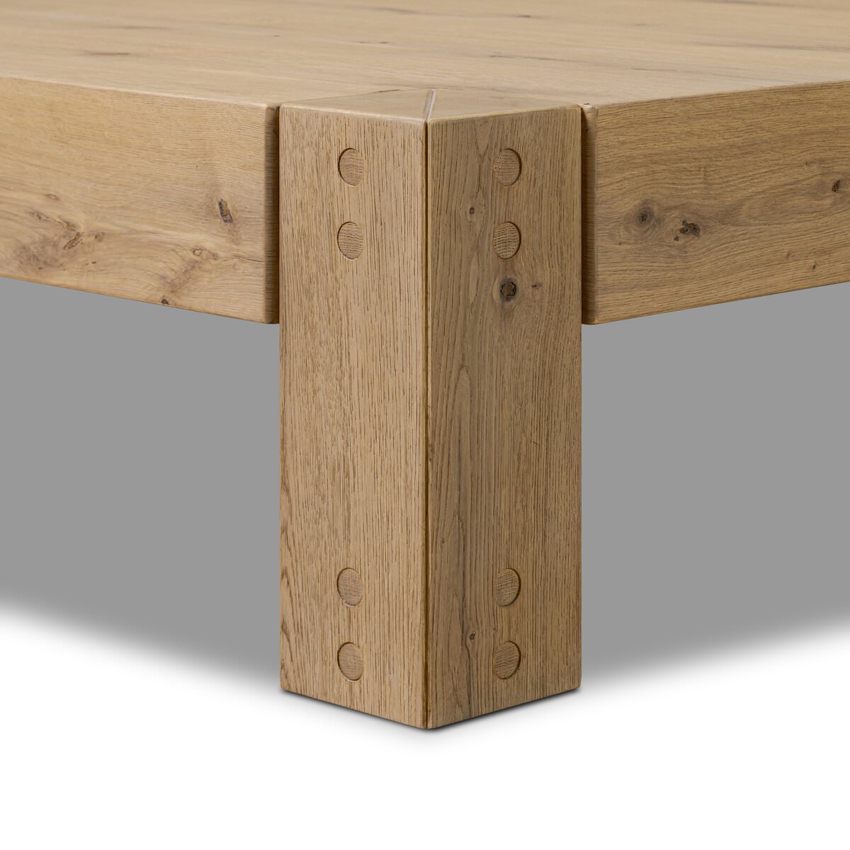 Table basse Four Hands Emmer en chêne fumé vieilli