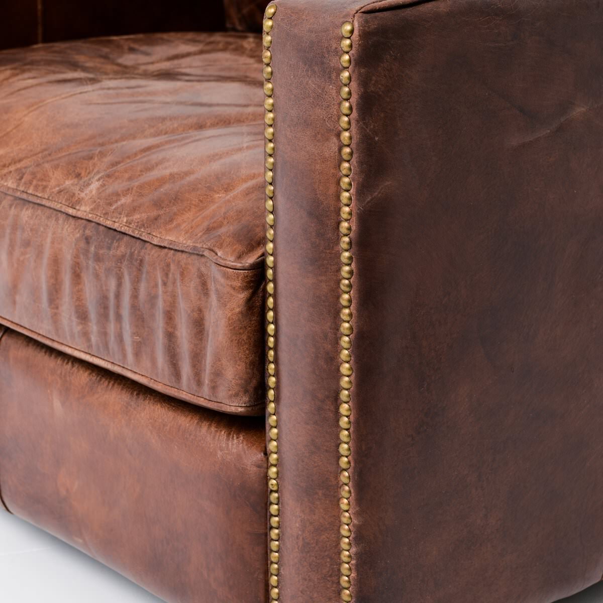 Fauteuil club Larkin à quatre mains en cigare