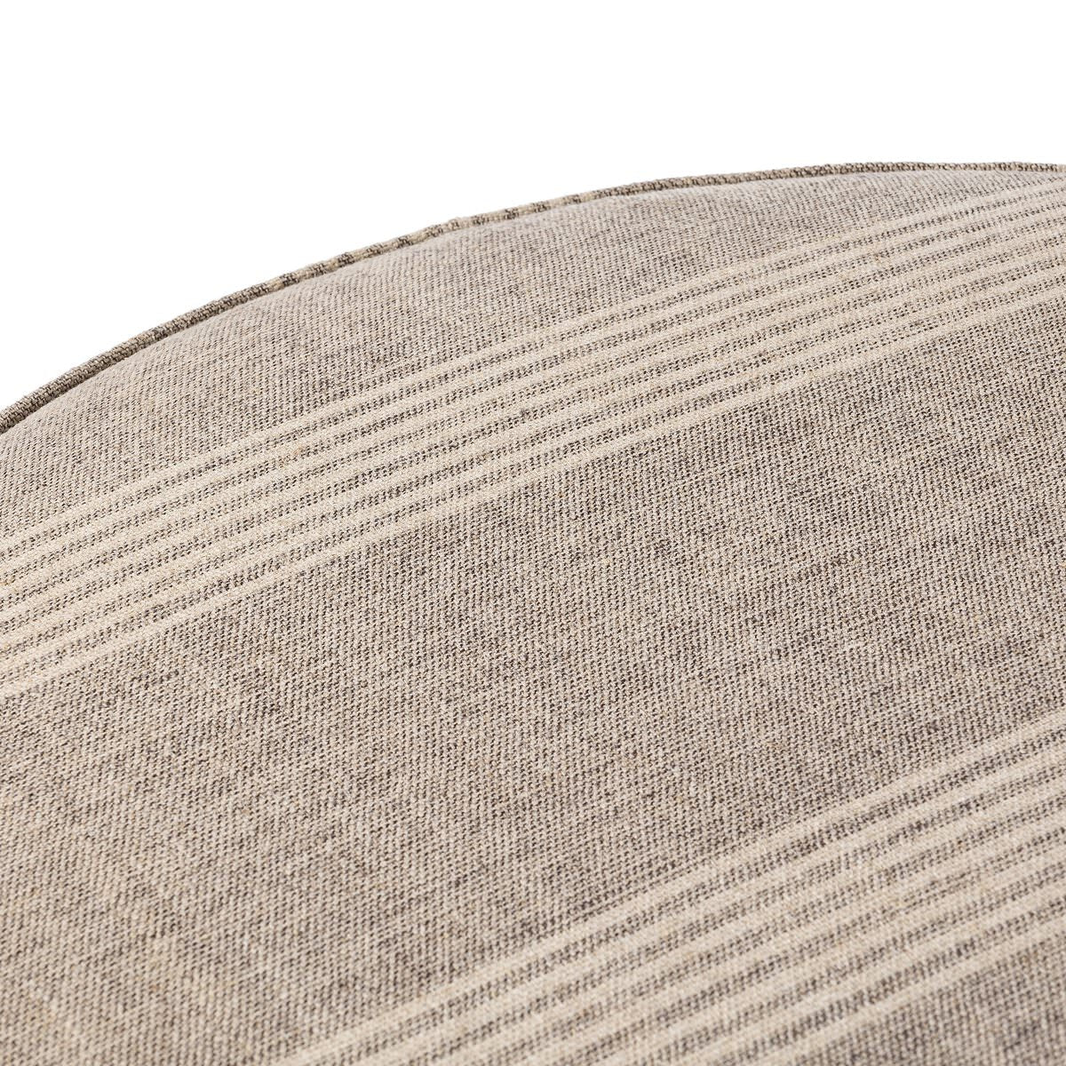 Grand pouf rond Sinclair à quatre mains en silex de Manchester