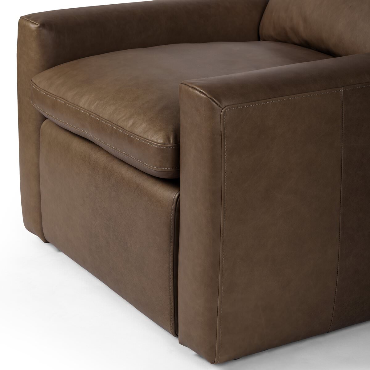 Fauteuil inclinable électrique Four Hands Tillery en Sonoma Coco