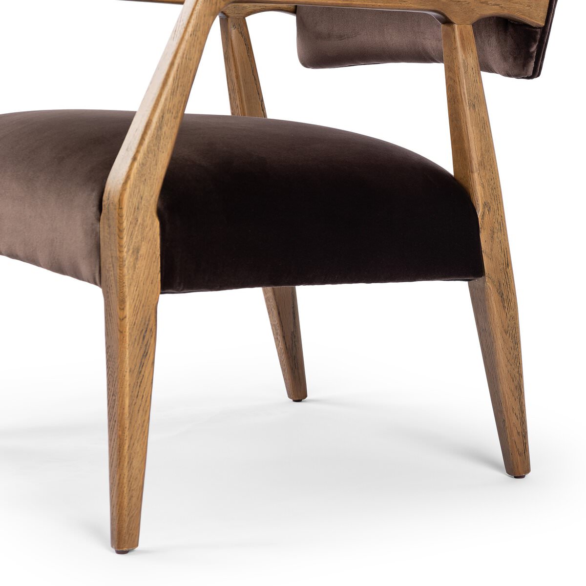 Fauteuil Tyler Four Hands en Surrey Cocoa