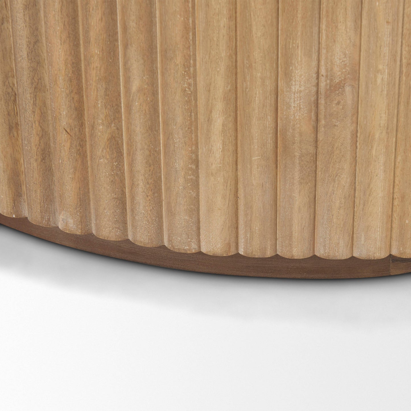 Armoire demi-lune Talia en cannes naturelles