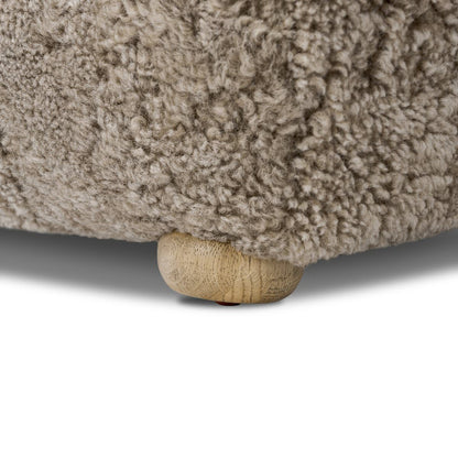 Pouf Oslo Amber Lewis x Four Hands en peau lainée taupe