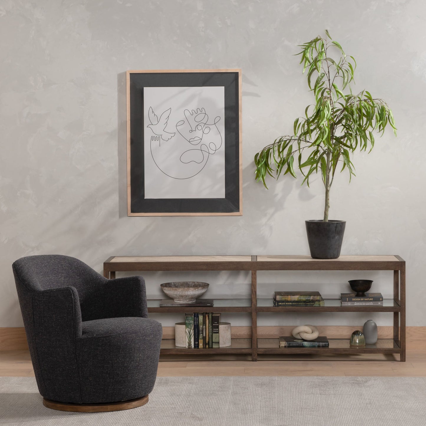 Chaise pivotante Four Hands Aurora en ardoise de la Tamise