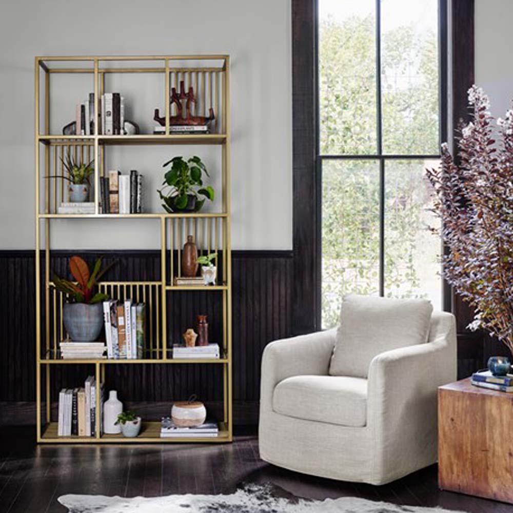 Chaise pivotante Four Hands Banks en batiste ivoire