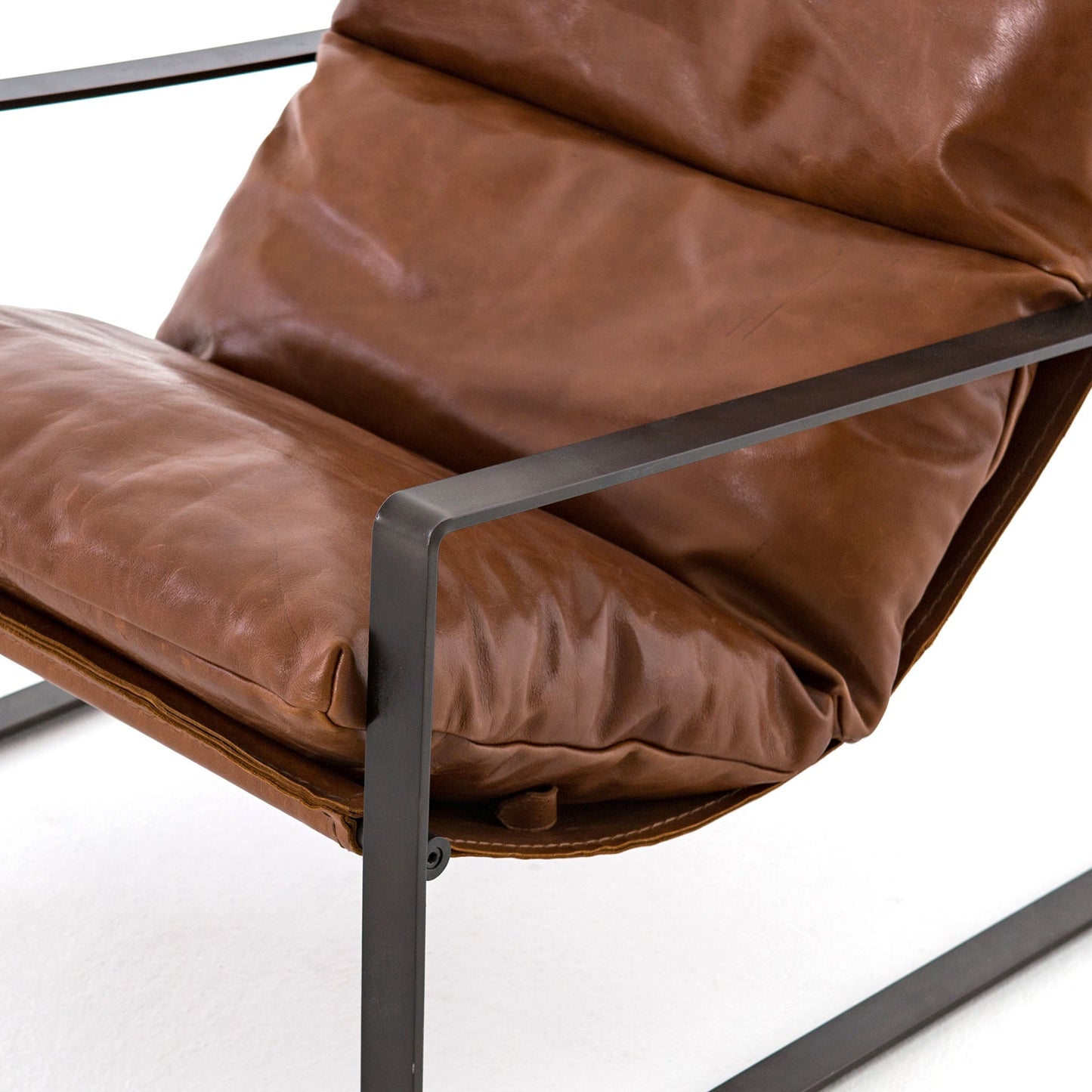 Fauteuil Emmett à quatre mains en tissu Dakota Tobacco