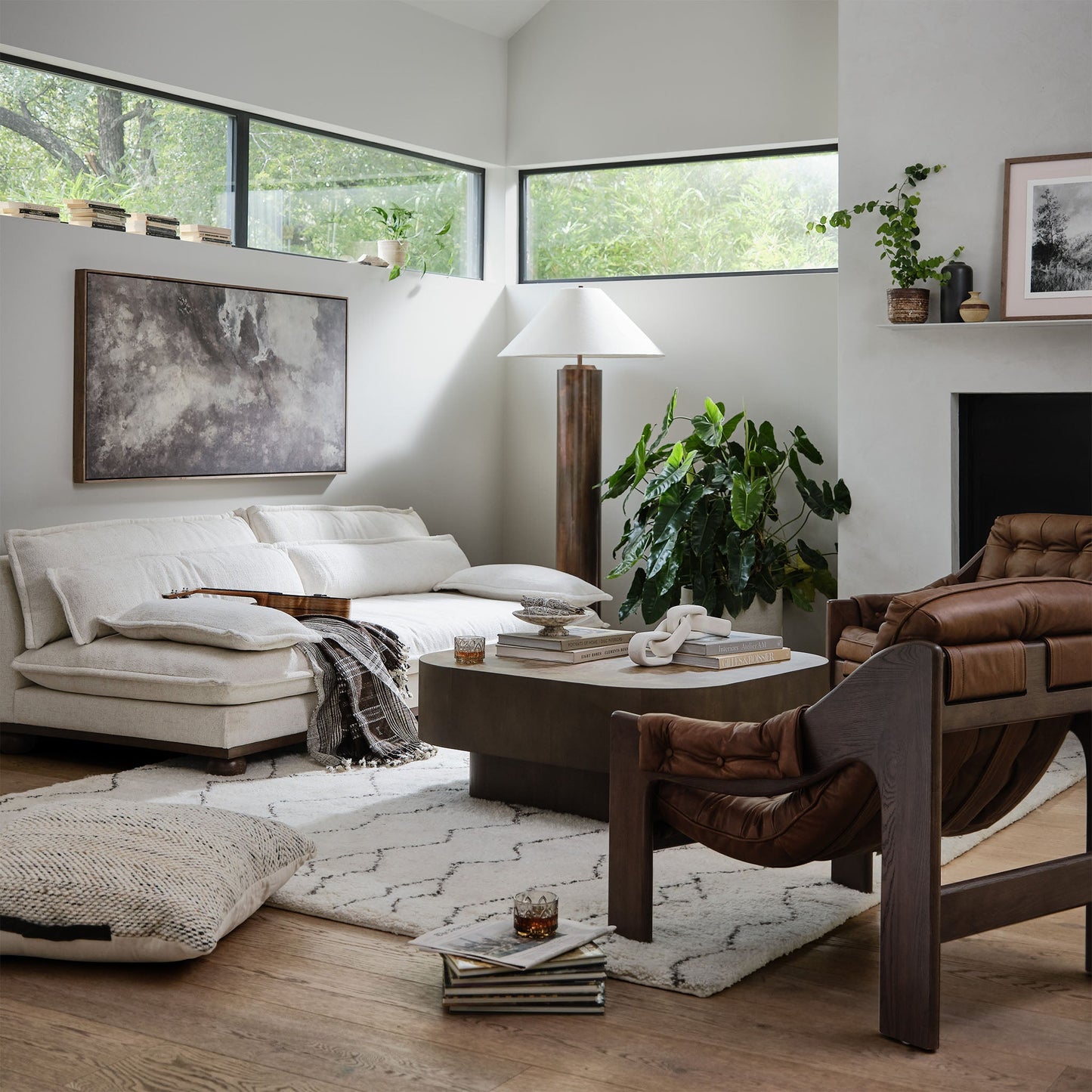Chaise Halston à quatre mains en Sienna Heirloom