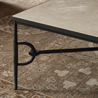 Table basse Babylon à quatre mains en marbre lunaire
