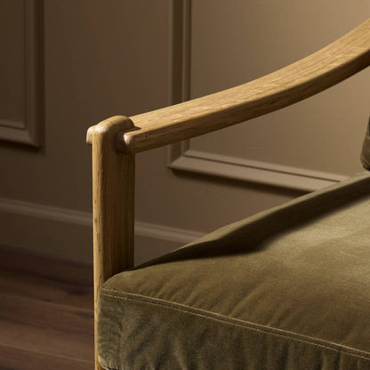 Chaise Barwin à quatre mains en Surrey Olive 