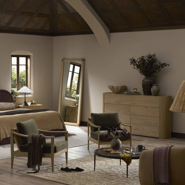 Chaise Barwin à quatre mains en Surrey Olive 