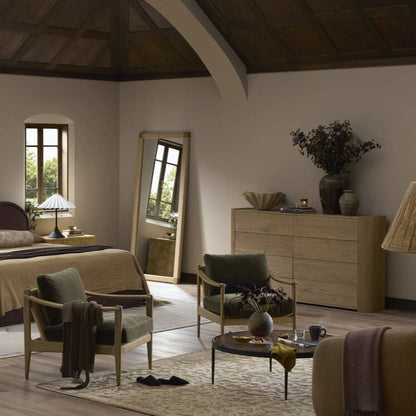 Chaise Barwin à quatre mains en Surrey Olive 