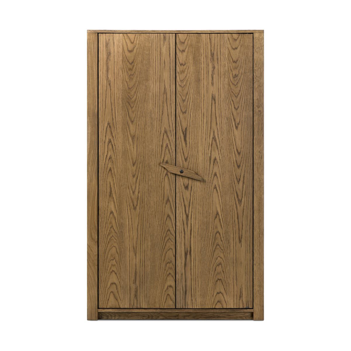 Armoire Bedford Four Hands en placage de chêne naturel chaleureux