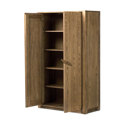 Armoire Bedford Four Hands en placage de chêne naturel chaleureux