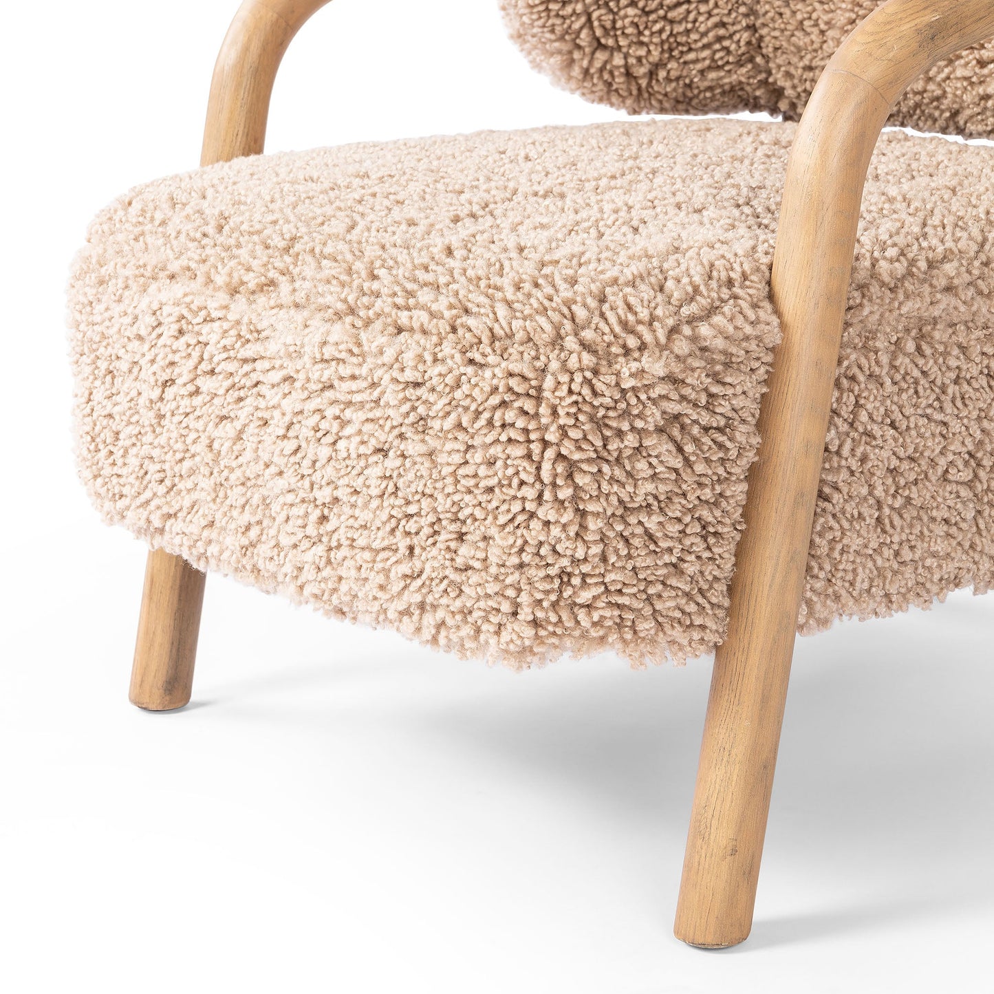 Chaise Brodie à quatre mains en toast Andes