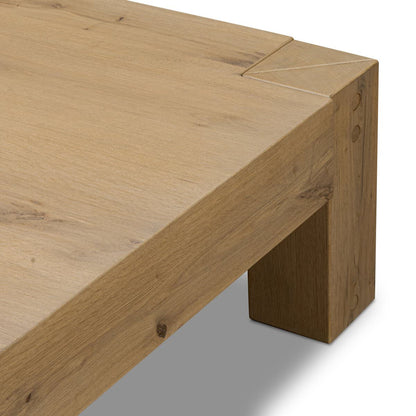 Table basse Four Hands Emmer en chêne fumé vieilli