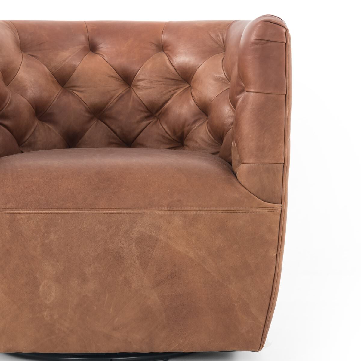 Chaise pivotante Four Hands Hanover en Sienna Heirloom