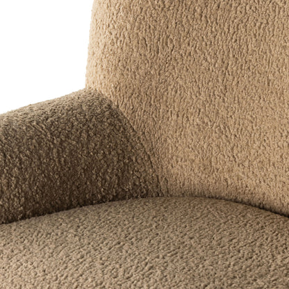 Chaise pivotante Kadon à quatre mains en peau de mouton camel