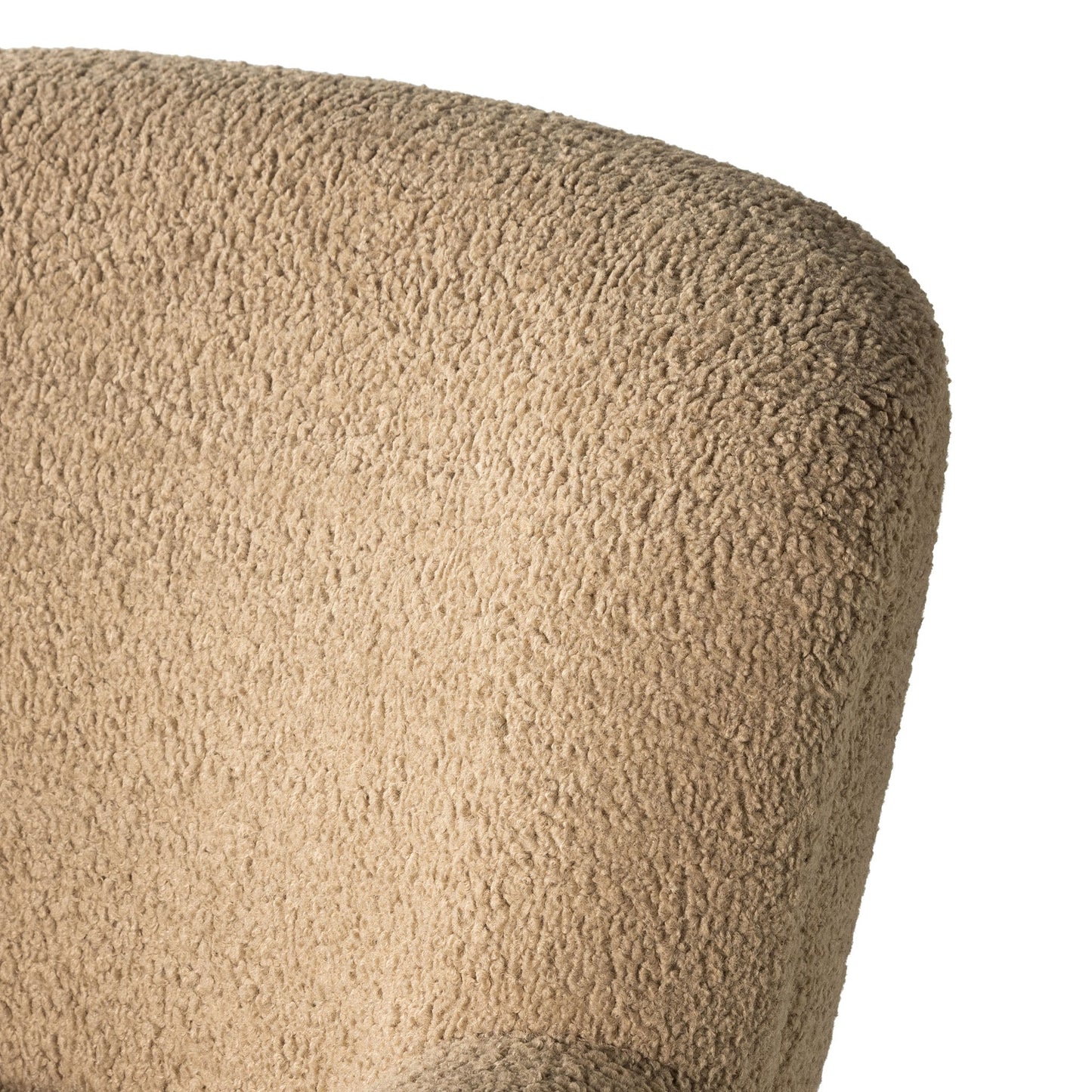 Chaise pivotante Kadon à quatre mains en peau de mouton camel