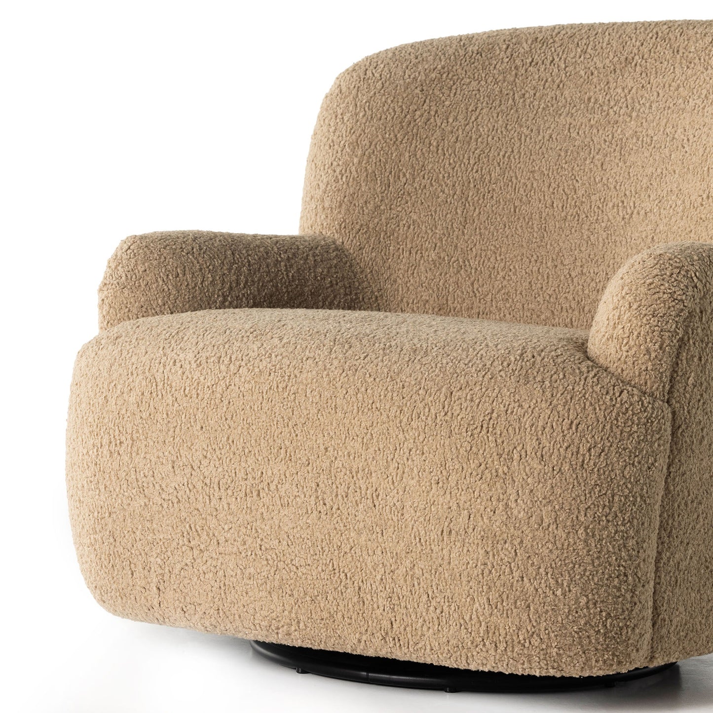 Chaise pivotante Kadon à quatre mains en peau de mouton camel