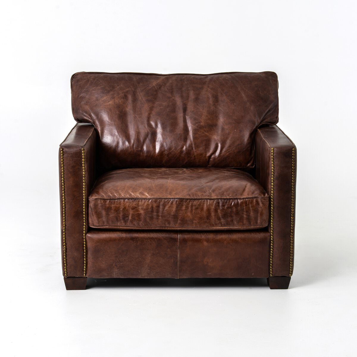 Fauteuil club Larkin à quatre mains en cigare