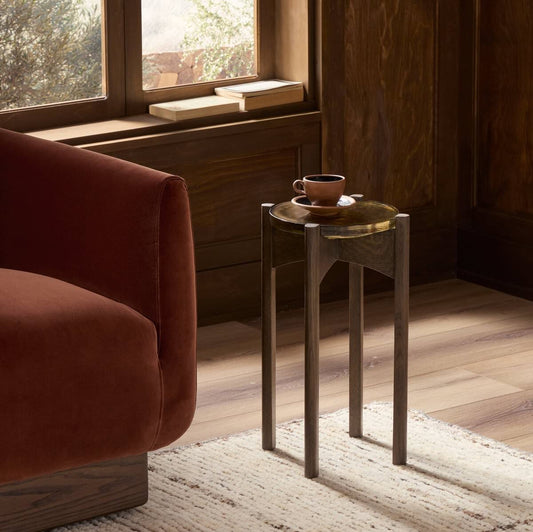 Table d'appoint Relo à quatre mains en verre coulé olive