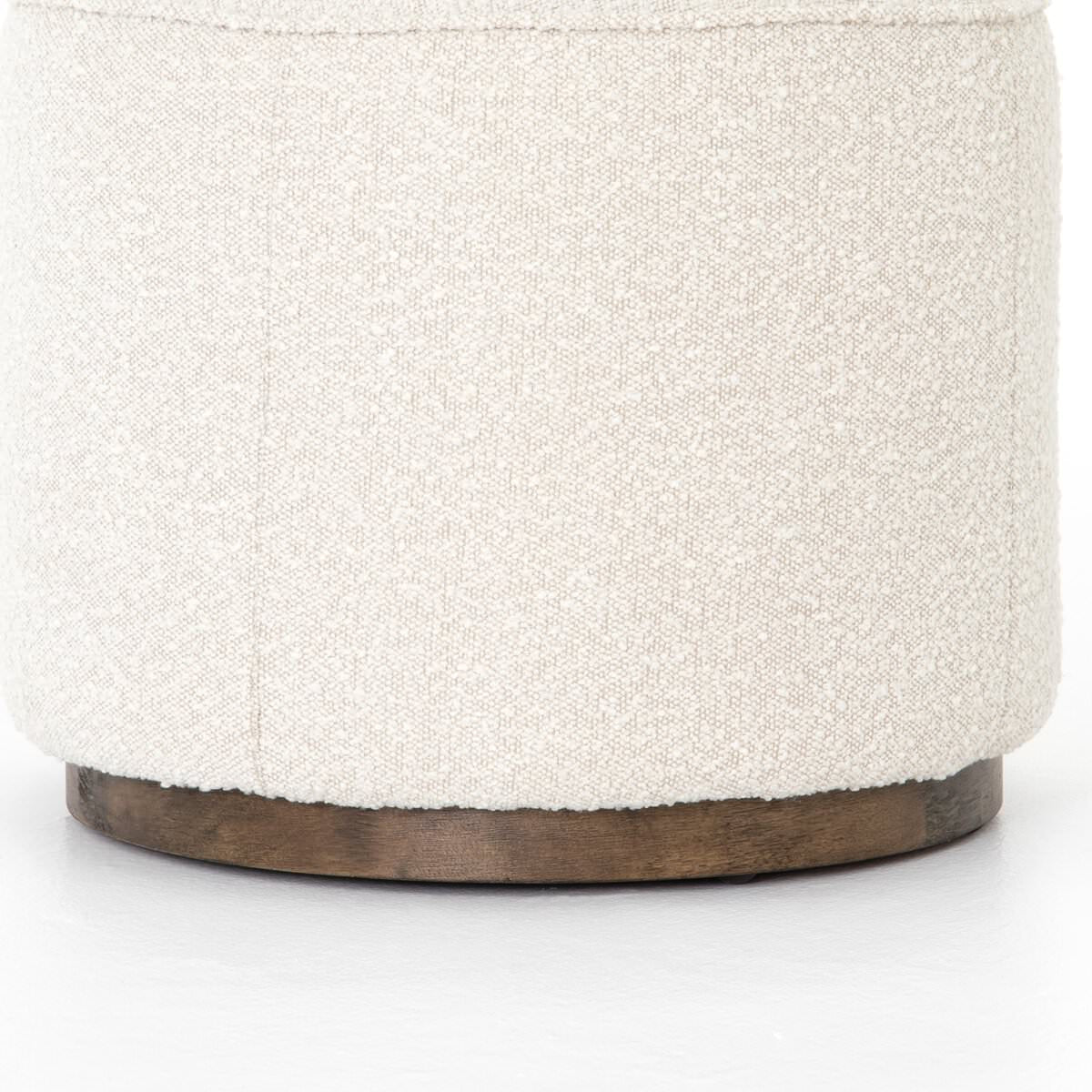 Pouf rond Sinclair Four Hands en Knoll Natural