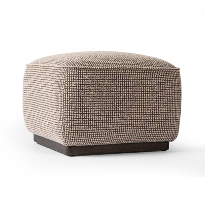 Pouf carré Sinclair Four Hands 21 en taupe Barrow