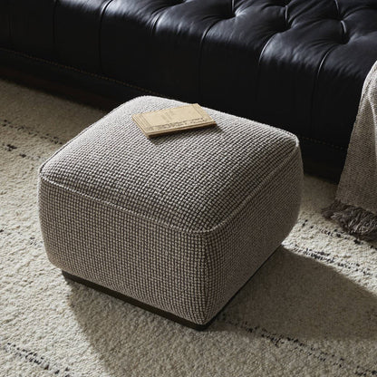 Pouf carré Sinclair Four Hands 21 en taupe Barrow