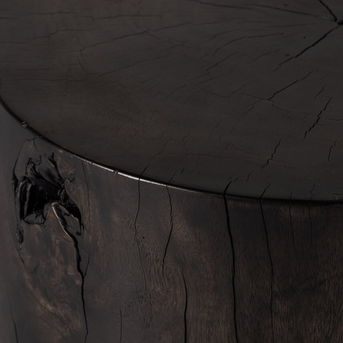 Table d'appoint Four Hands Tino en noir frotté