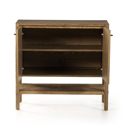 Armoire Zuma Four Hands Small en frêne dune