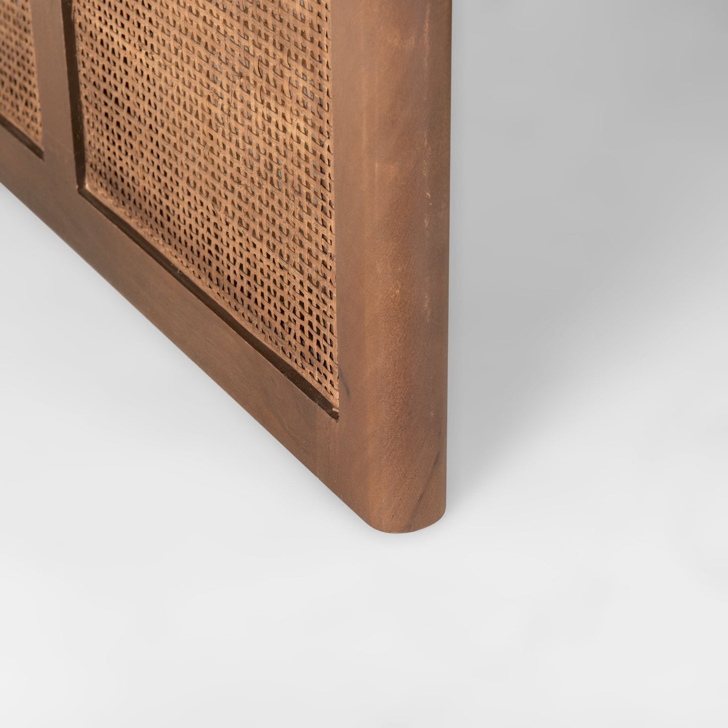 Table basse Georgia en finition délavée foncée