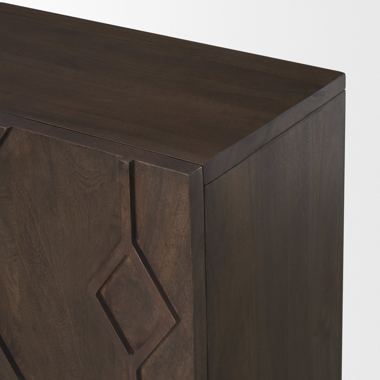 Armoire Essa en finition délavée foncée