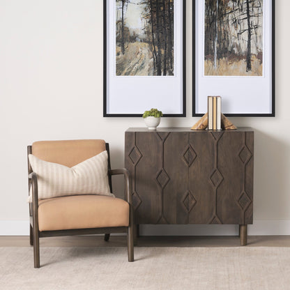 Armoire Essa en finition délavée foncée