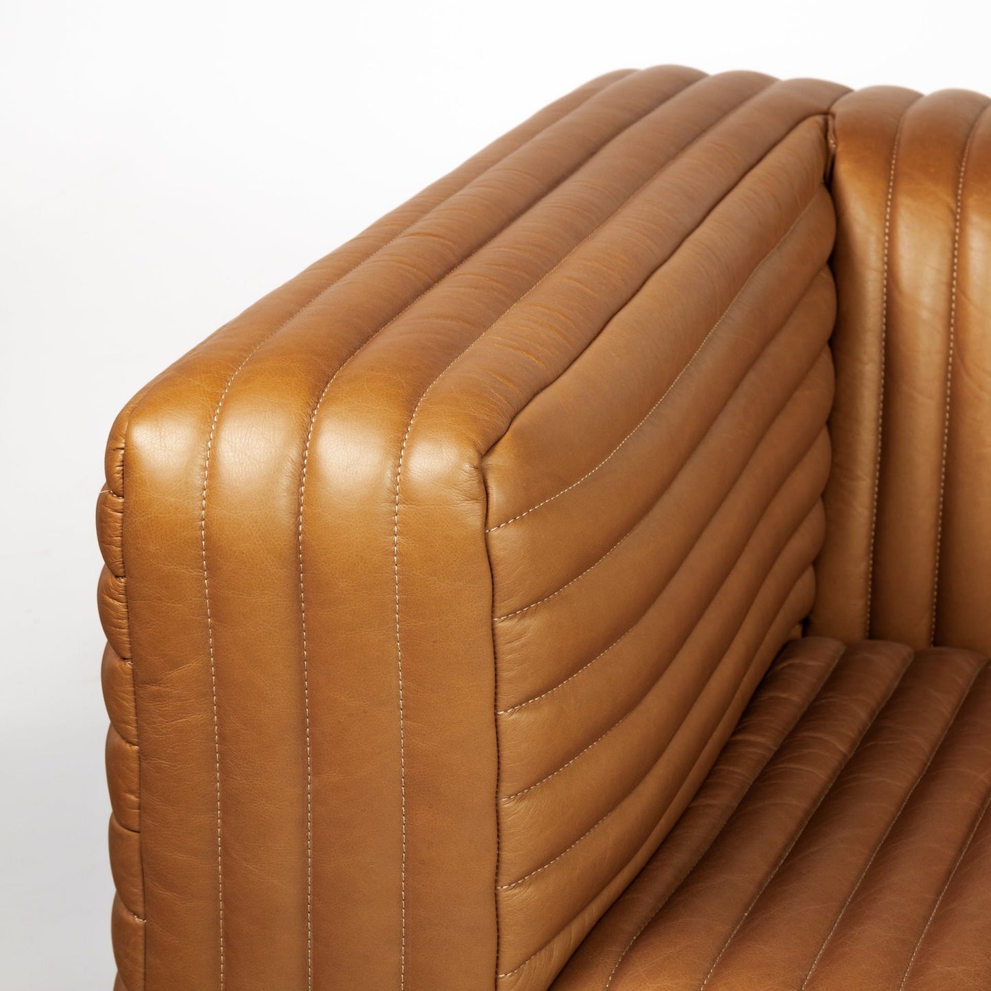 Canapé trois places Remington en cuir cognac