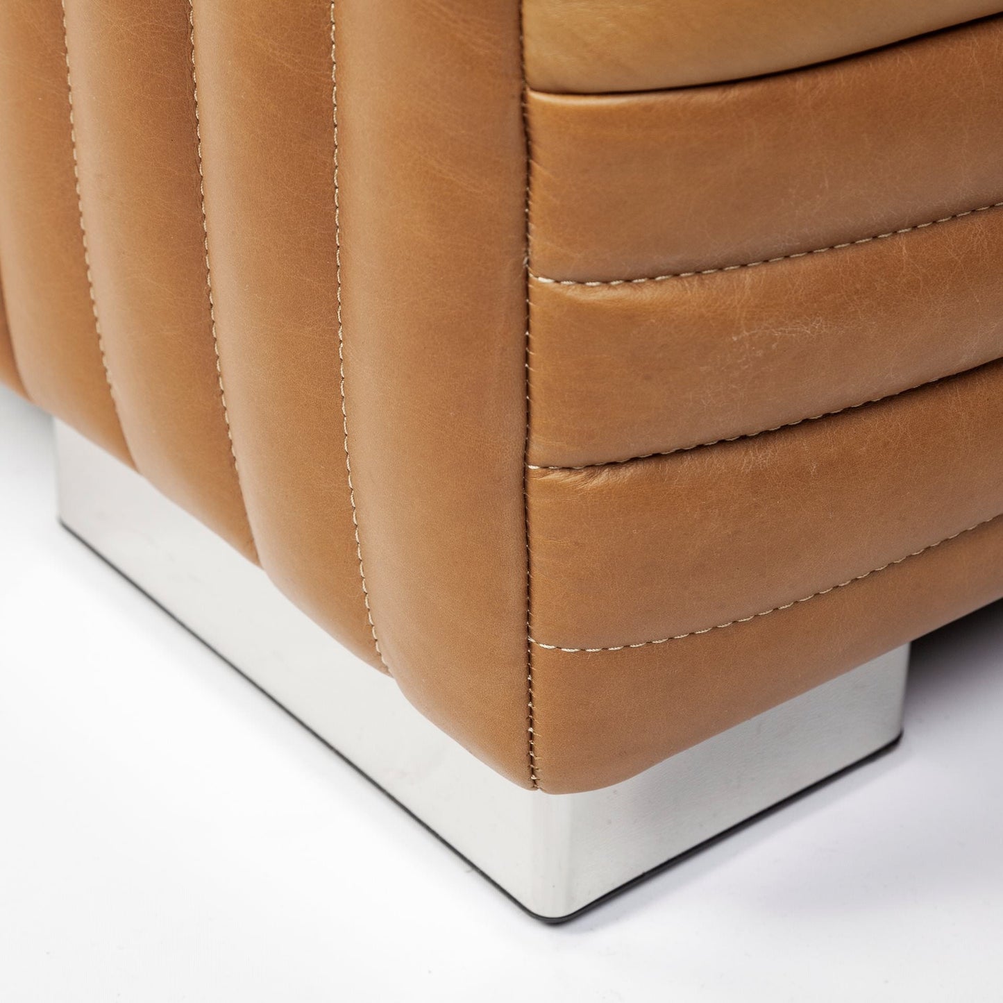 Canapé trois places Remington en cuir cognac