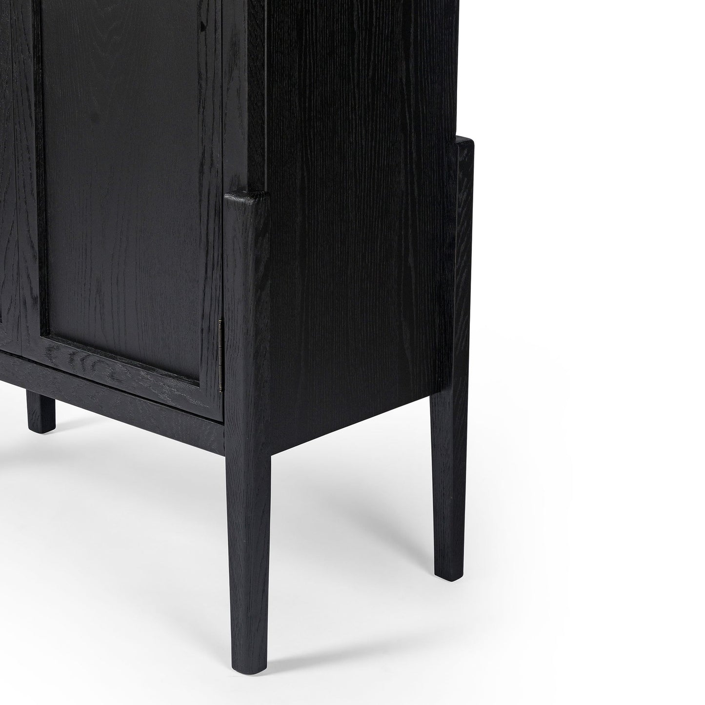 Armoire à panneaux Tolle à quatre mains